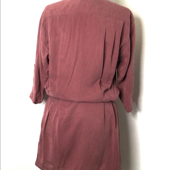 Fossil Elastic Waist Button Front 3/4 Sleeves Opaque Red Dress. - Picture 3 of 8